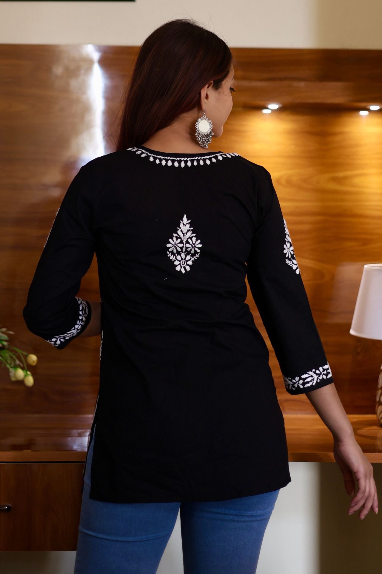 chikankari kurti, lucknowi kurti, lucknowi chikankari kurti, cotton chikankari kurti, women’s chikankari kurti, XXS, XS, S, M, L, XL, XXL
